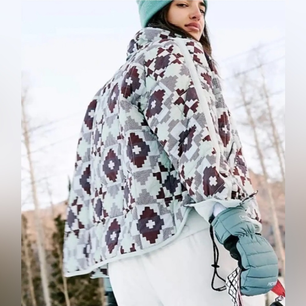 Free People FP Movement Printed Pippa Packable Puffer Jacket Salt Water, XS